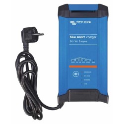 Blue Smart IP22 Charger 12/20 (1)